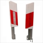 Słupek prowadzący U-1b przykręcany do barier ochronnych