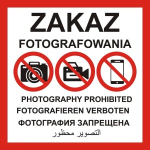 Zakaz fotografowania w pięciu językach 600x600 PCV - tabliczka wojskowa
