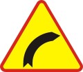 Znak A-1 - Niebezpieczny zakręt w prawo - II generacja, 750mm (M) Mały