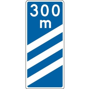 Znak F-14A - Tablica wskaźnikowa na autostradzie umieszczana w odległości 300 m przed pasem wyłączania - Generacja II