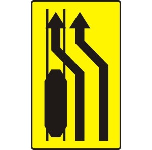 Znak T-8 - Tabliczka wskazująca miejsce, w którym ruch pojazdów został skierowany na tory tramwajowe - I Generacja 600x1000mm